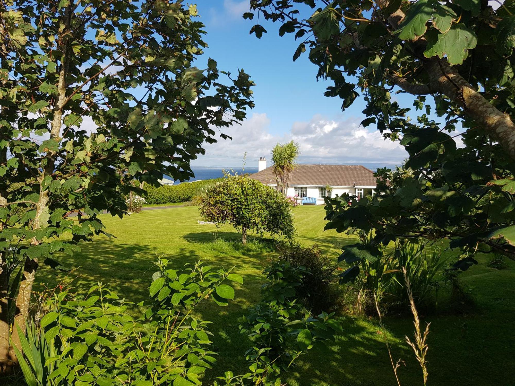 Bed and Breakfast Sunrise View Castlemagee Esterno foto